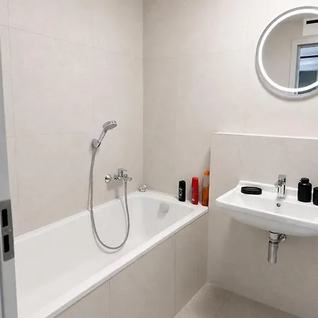 Sunsetskylineapartment